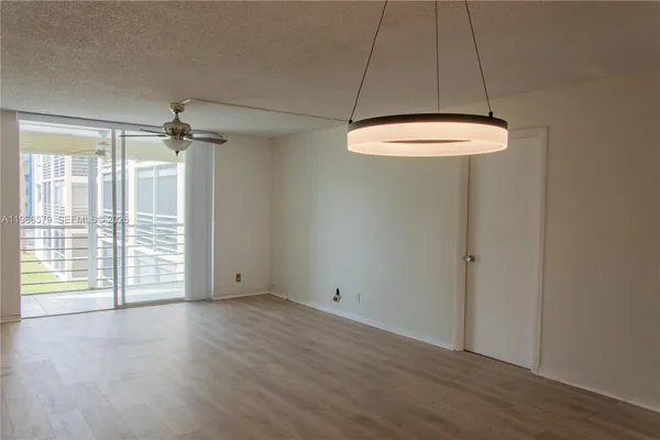 $1,800 | 505 East Dania Beach Boulevard, Unit 42E, Dania Beach, FL 33004