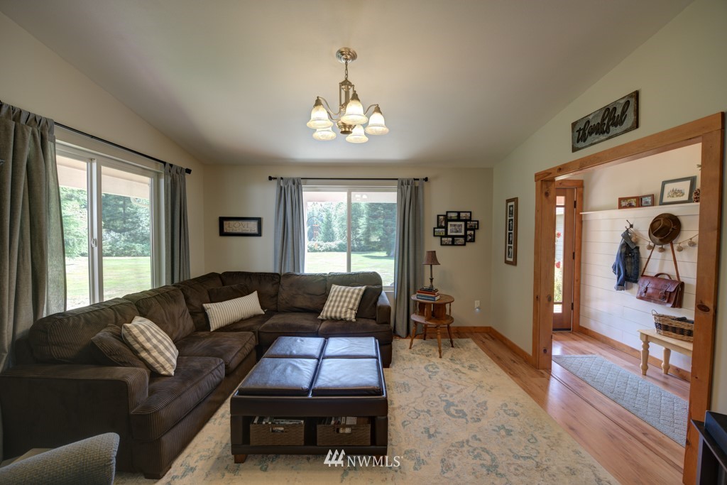 30778 Prevedell Road Sedro-Woolley, WA 98284 - Photo 7 of 25 Gallery Image 7