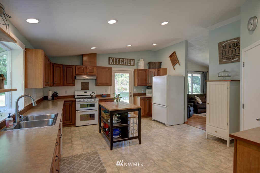 30778 Prevedell Road Sedro-Woolley, WA 98284 - Photo 9 of 25 Gallery Image 9