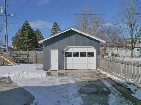 $264,900 | 1612 17th Avenue, Menominee, MI 49858
