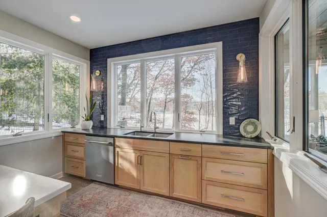 $1,350,000 | 12 Forest Trail, Mahtomedi, MN 55115