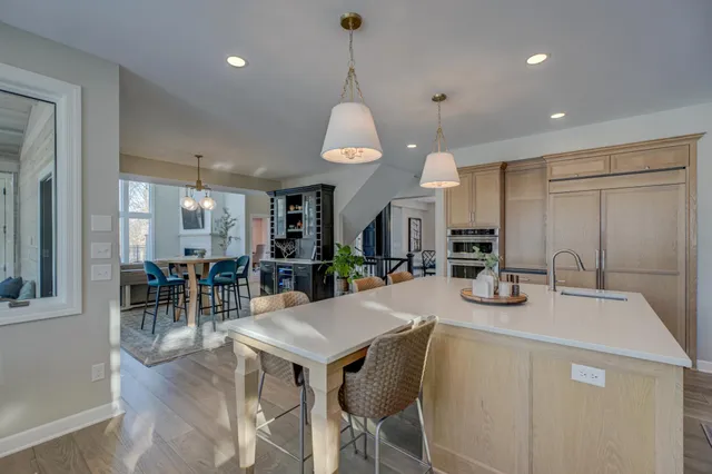 $1,350,000 | 12 Forest Trail, Mahtomedi, MN 55115