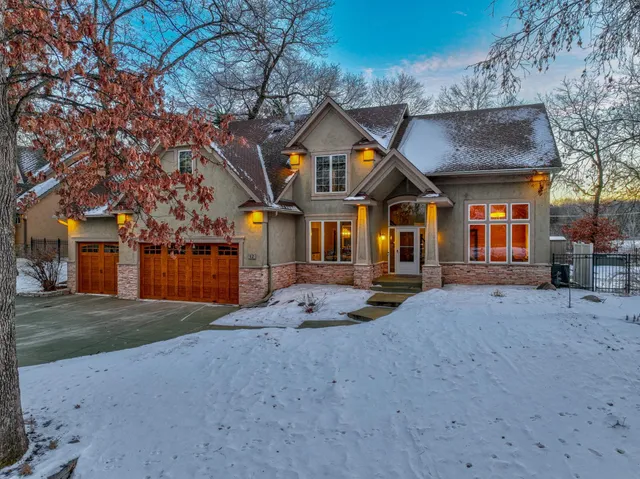 $1,350,000 | 12 Forest Trail, Mahtomedi, MN 55115