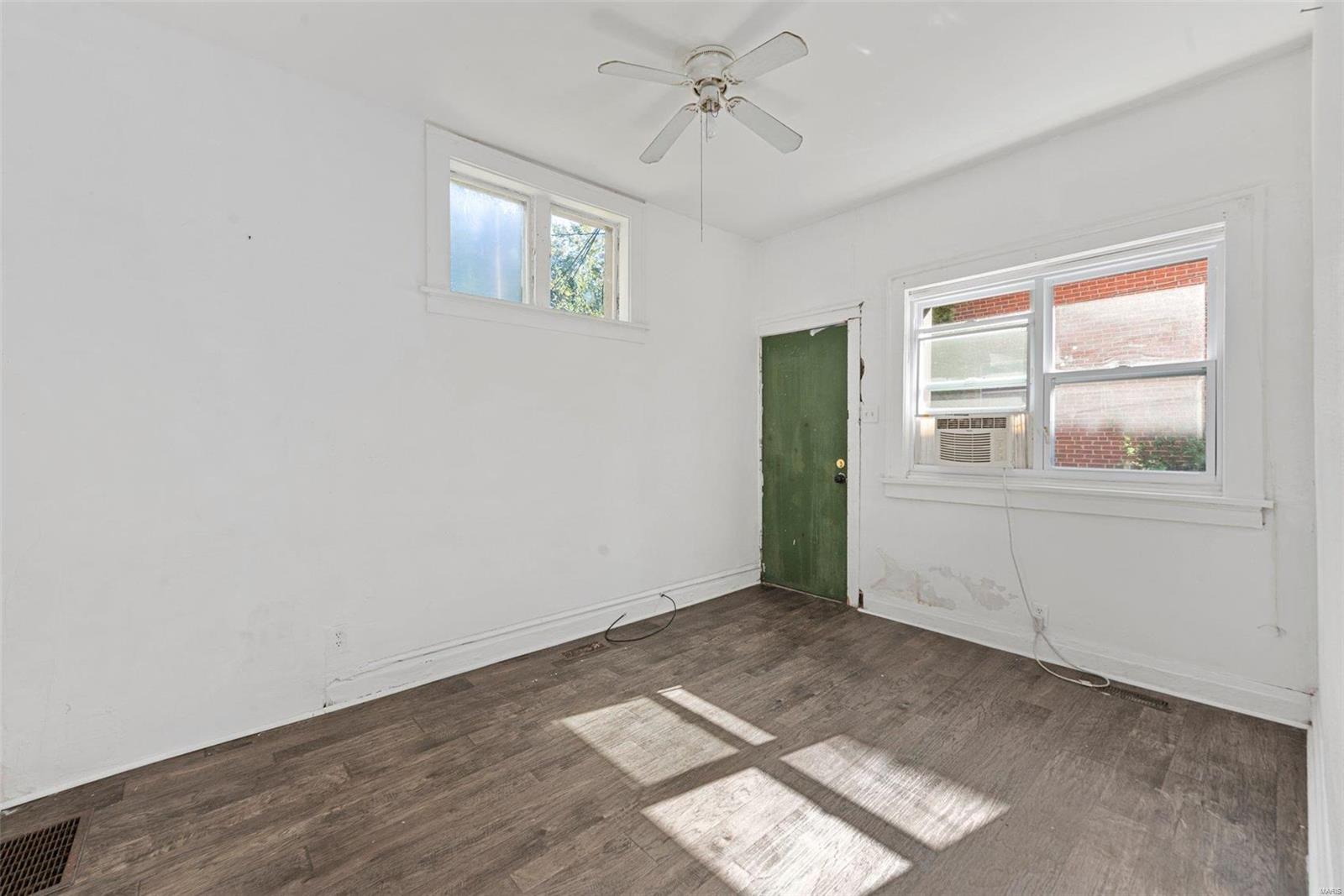4524 Morgan Ford Road St. Louis, MO 63116 - Photo 11 of 58 Gallery Image 11