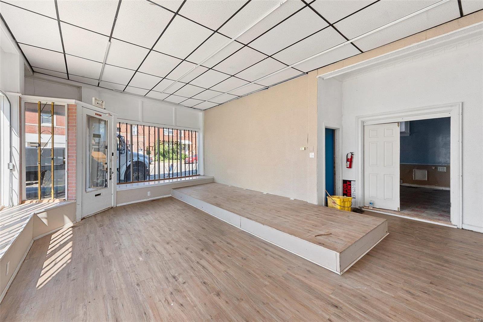 4524 Morgan Ford Road St. Louis, MO 63116 - Photo 6 of 58 Gallery Image 6