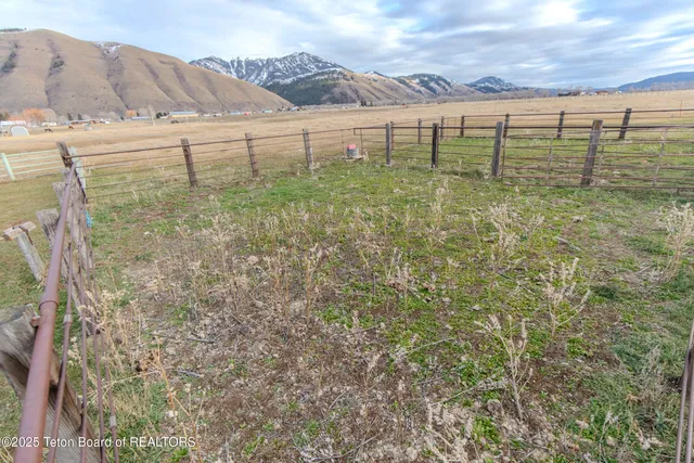 $795,000 | 541 Highway 236, Afton, WY 83110