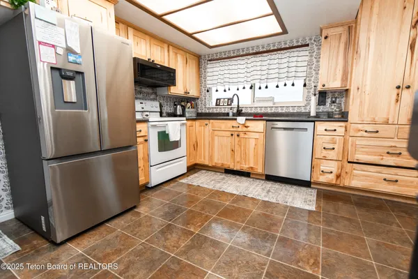 $755,000 | 541 Highway 236, Afton, WY 83110