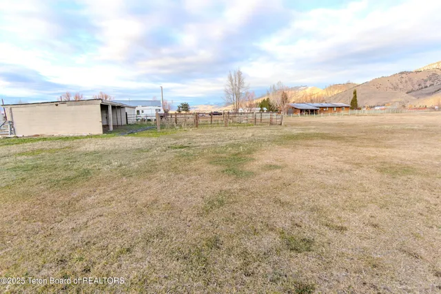 $795,000 | 541 Highway 236, Afton, WY 83110