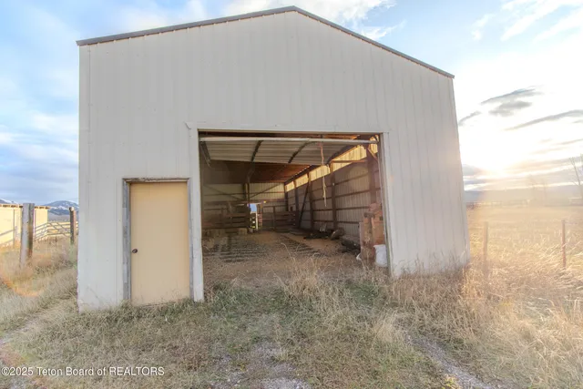 $795,000 | 541 Highway 236, Afton, WY 83110