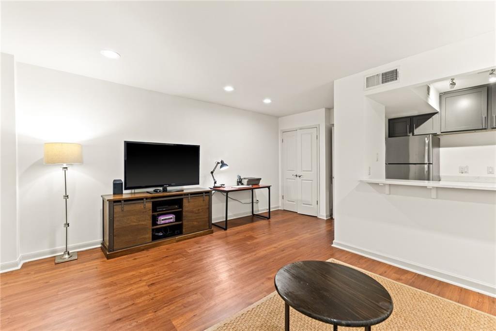 1765 Coliseum Street, Unit 303 New Orleans, LA 70130 - Photo 13 of 31