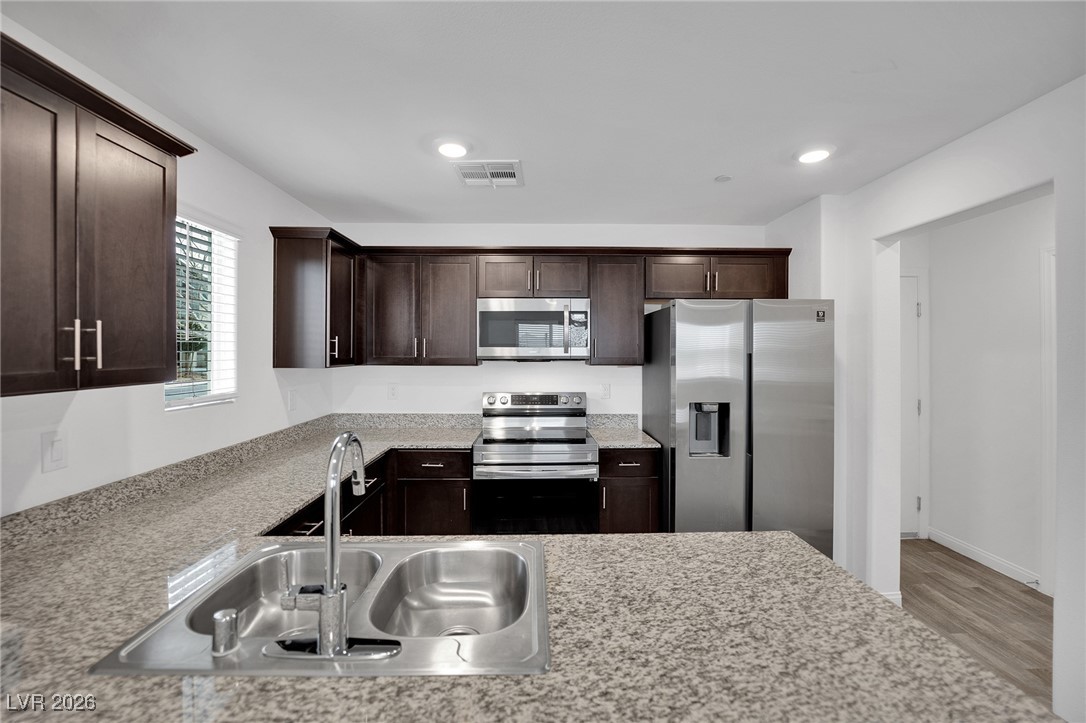 12244 Radiant Sunrise Road, Unit 1 Las Vegas, NV 89183 - Photo 13 of 37