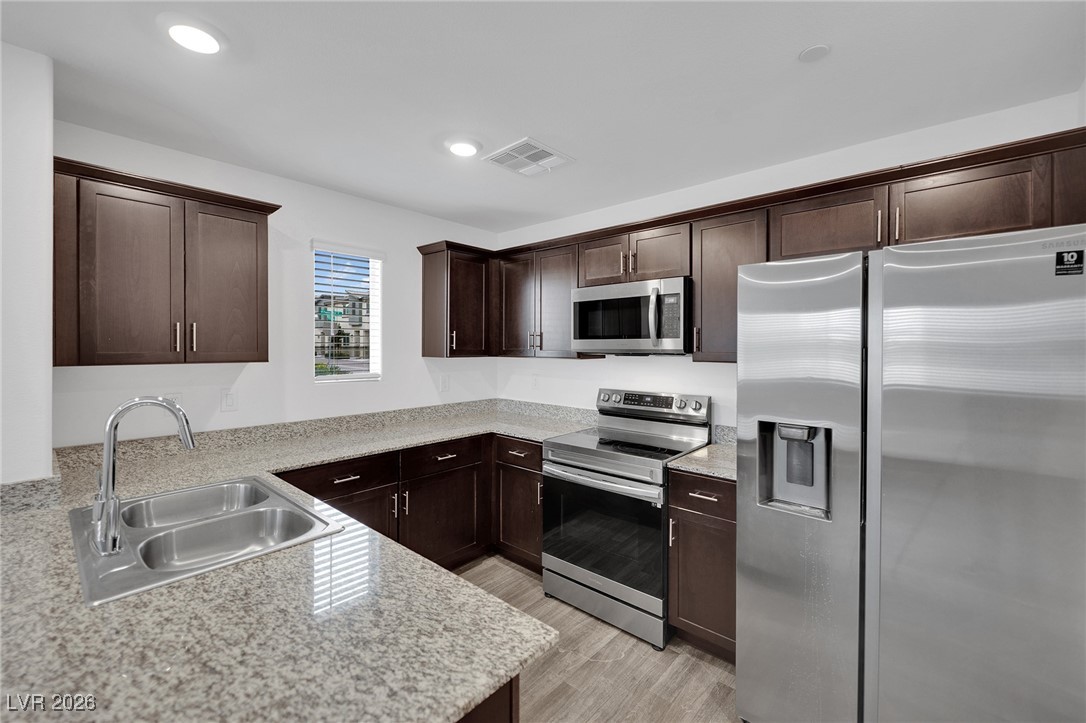 12244 Radiant Sunrise Road, Unit 1 Las Vegas, NV 89183 - Photo 9 of 37