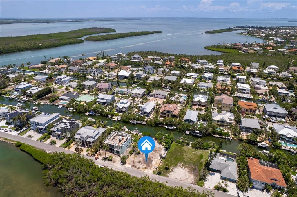 640 Lyons Lane Longboat Key, FL 34228 - Photo 8 of 18