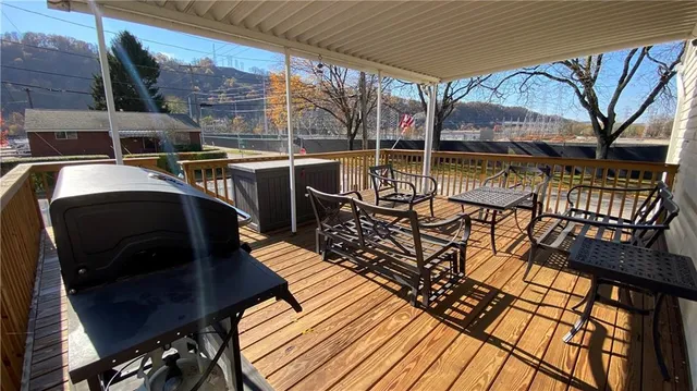 $249,900 | 200 Porter Street, Springdale, PA 15144