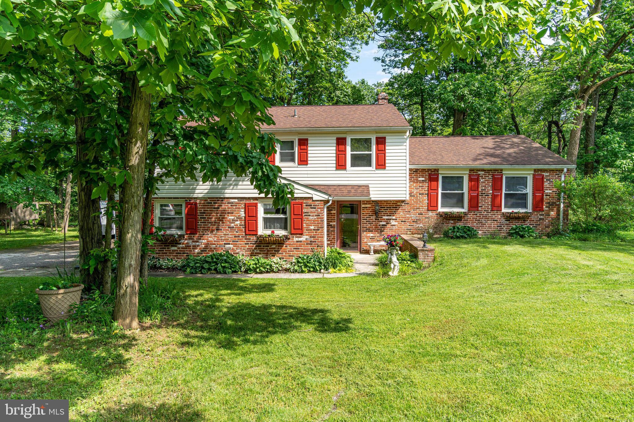 1028 Warren Road West Chester, PA 19382 - Photo 1 of 55 Gallery Image 1