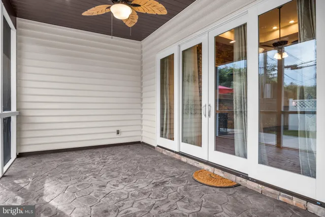 $399,900 | 2224 Eastern Boulevard, Unit B, York, PA 17402