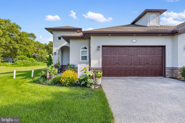 $399,900 | 2224 Eastern Boulevard, Unit B, York, PA 17402