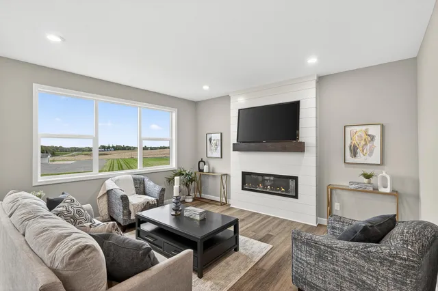 $550,000 | 2627 Arbor Drive, Buffalo, MN 55313