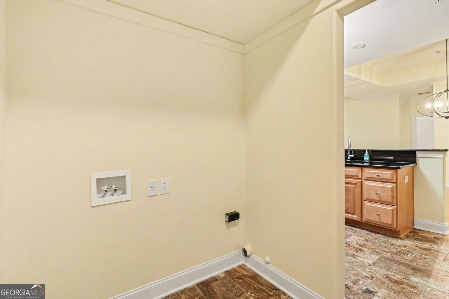 303 Commonwealth Circle Newnan, GA 30263 - Photo 26 of 35