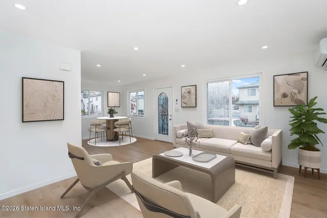 $599,999 | 233 Mosel Avenue | Concord