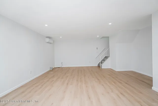 $599,999 | 233 Mosel Avenue | Concord