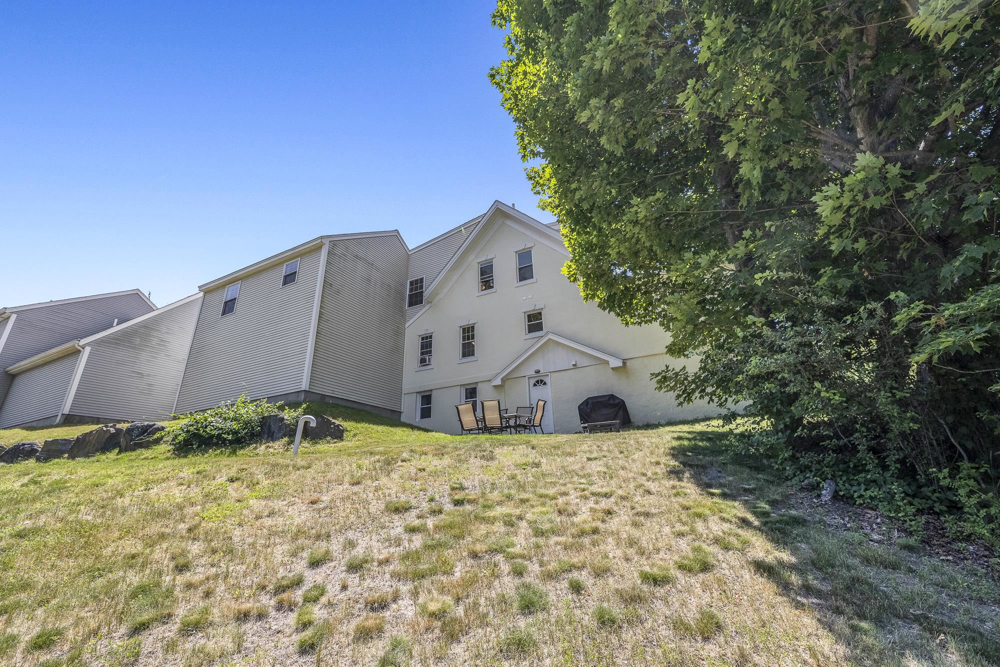 655 Post Road Greenland, NH 03840 - Photo 36 of 43