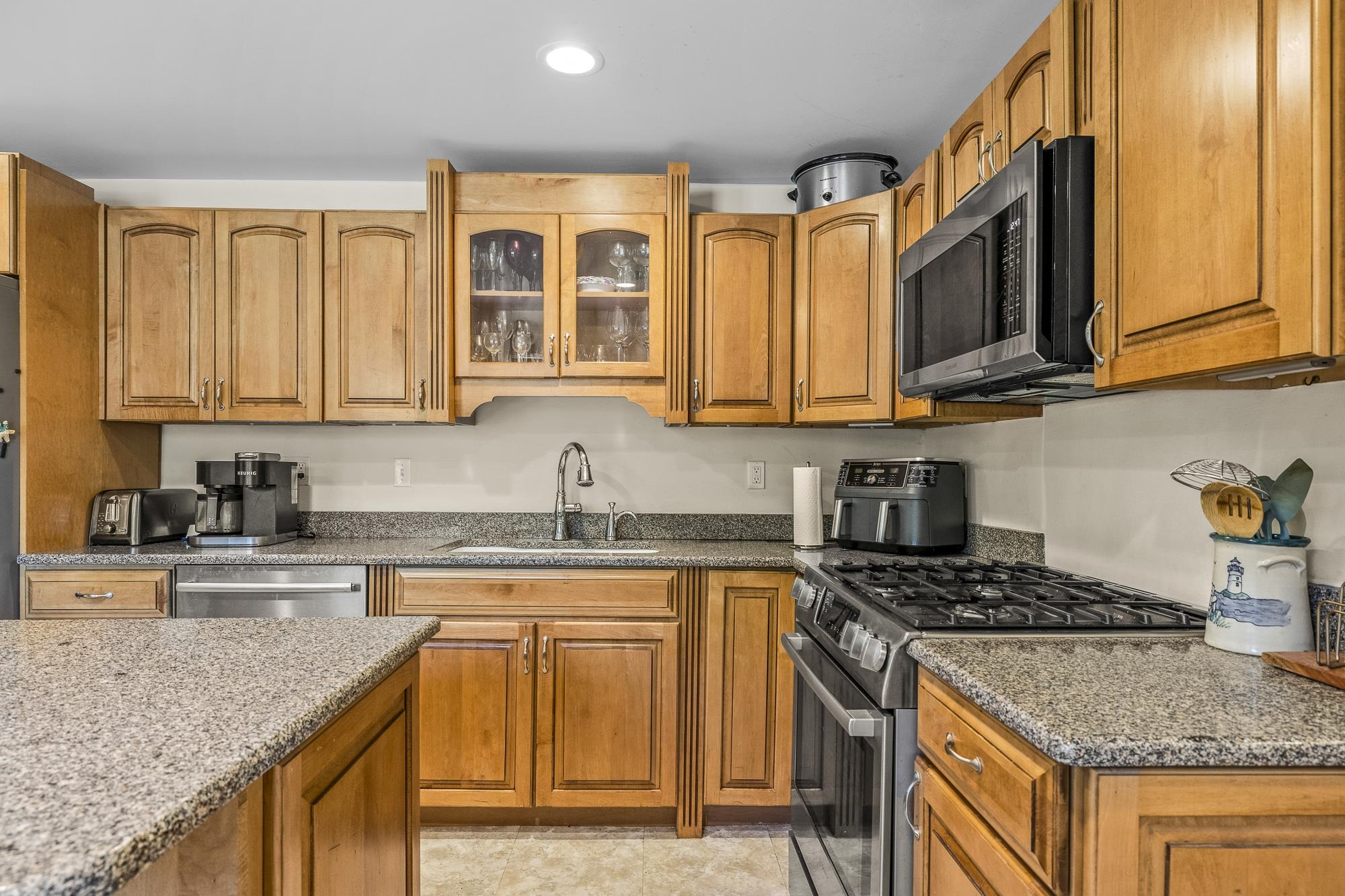 655 Post Road Greenland, NH 03840 - Photo 6 of 43