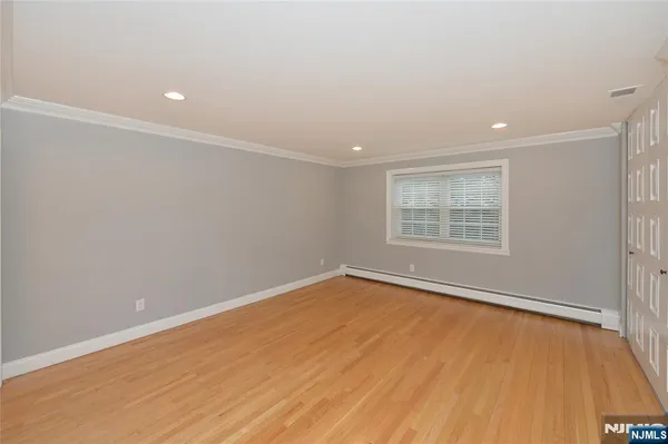 $3,300 | 21-31 Ridge Road, Unit D15, Ridgewood, NJ 07450