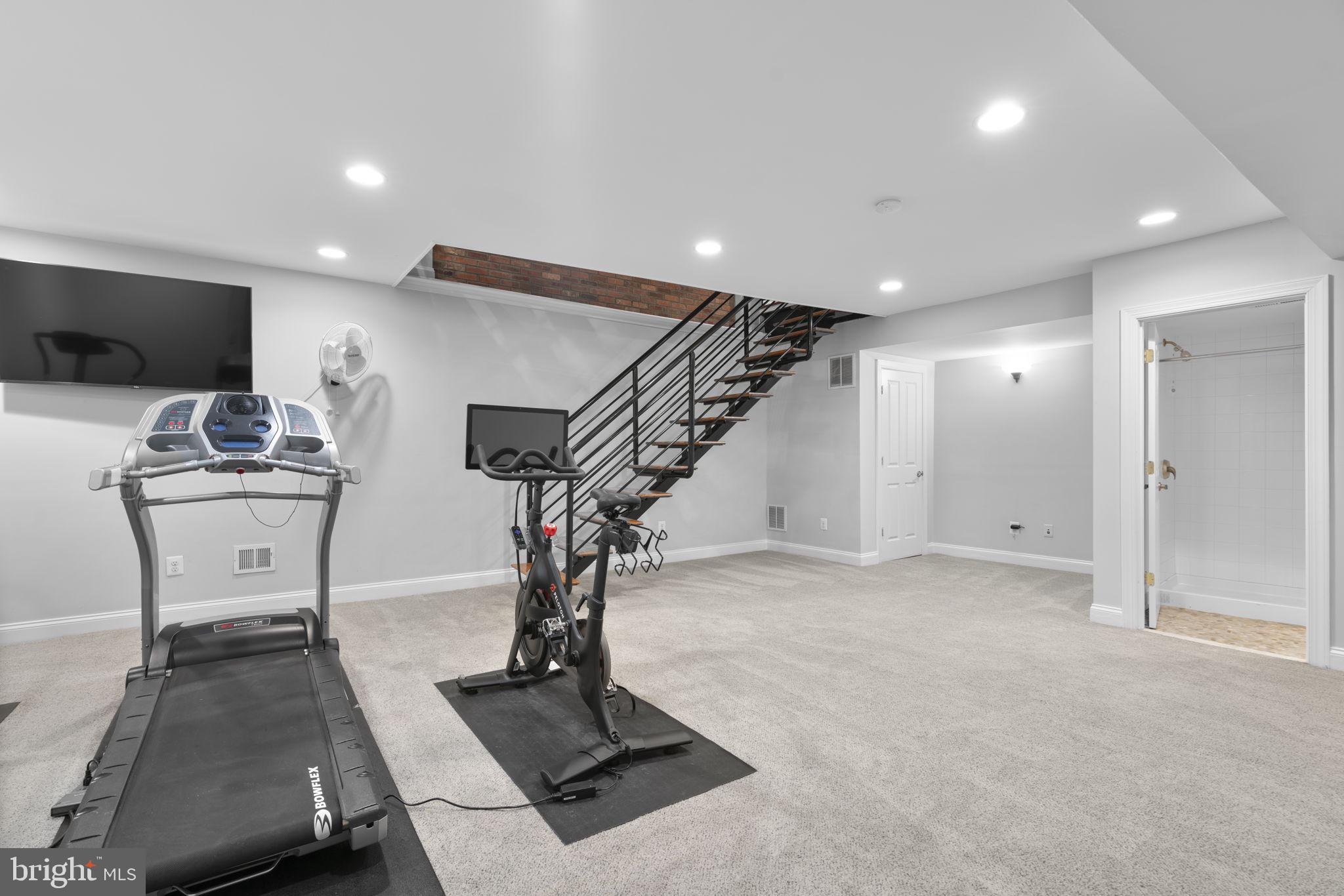 2916 Dillon Street Baltimore, MD 21224 - Photo 50 of 83 Lower Level | Exercise Room