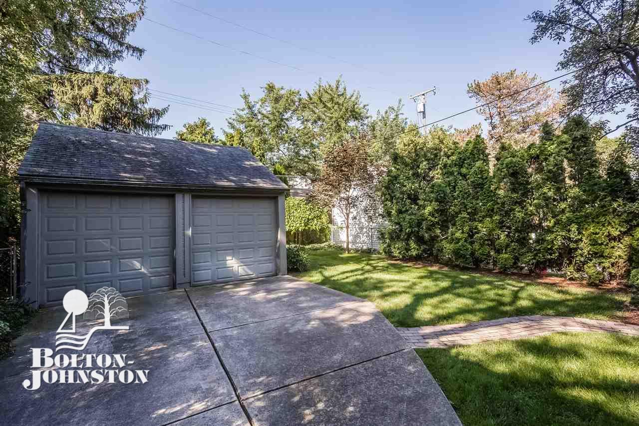 317 Merriweather Road Grosse Pointe Farms, MI 48236 - Photo 43 of 52