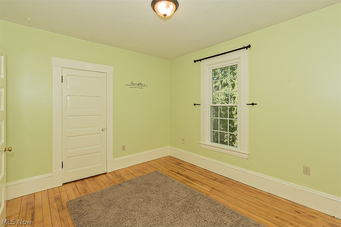 31999 Pinetree Road Pepper Pike, OH 44124 - Photo 23 of 35