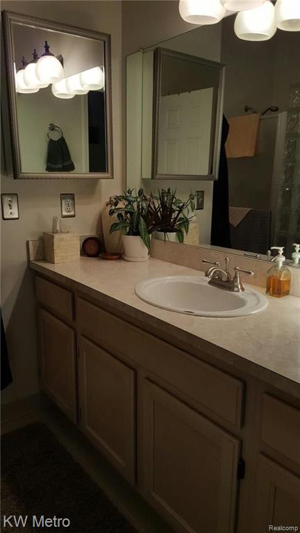 30125 Meadow Ridge South Farmington Hills, MI 48334 - Photo 22 of 31