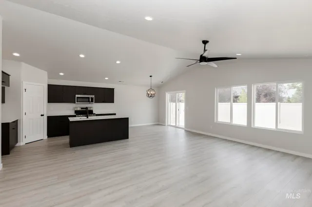 $429,990 | 1603 Long Pond Street, Middleton, ID 83644