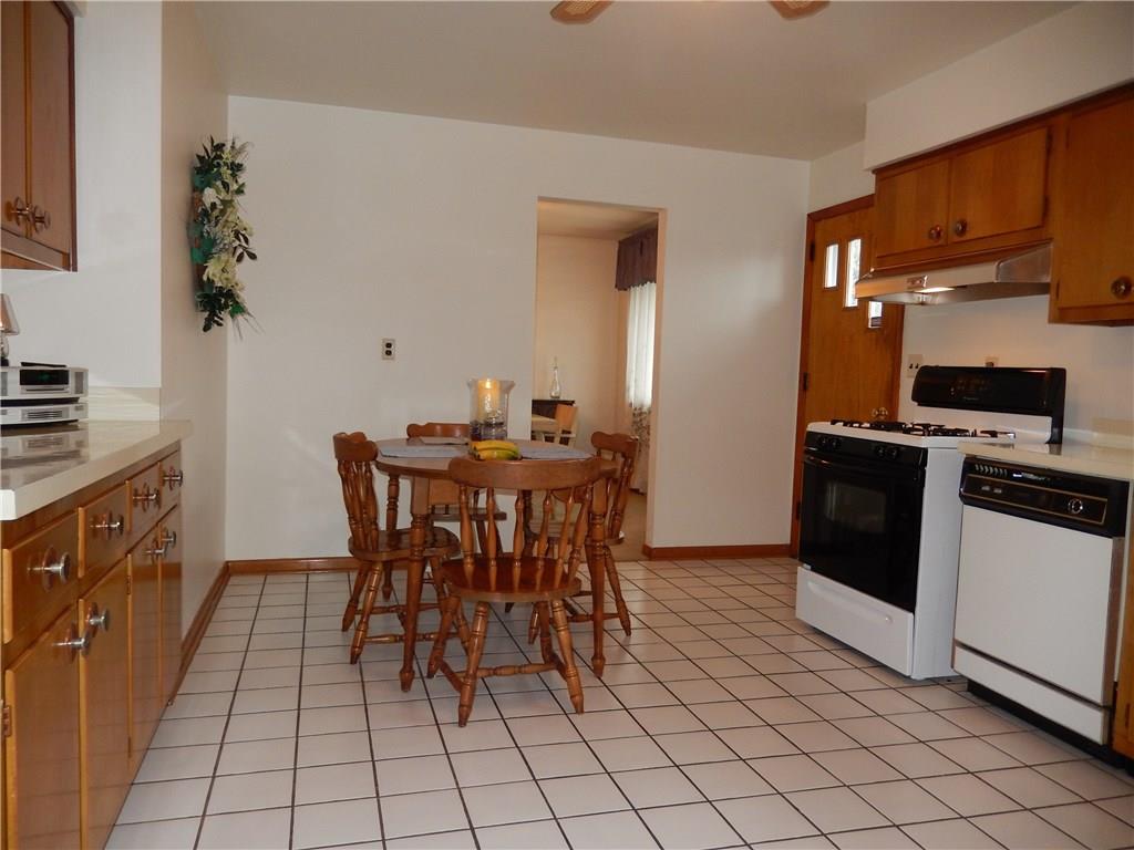 539 Friel Road Economy, PA 15005 - Photo 6 of 20