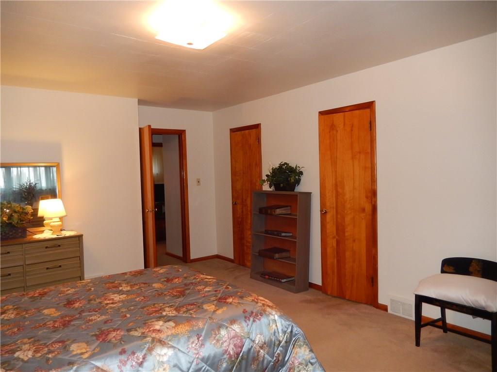 539 Friel Road Economy, PA 15005 - Photo 10 of 20