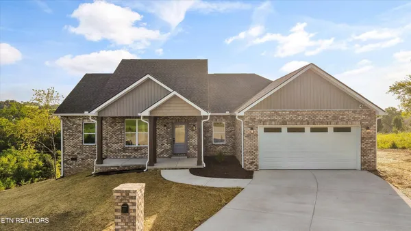 $545,000 | 2335 Louisiana Court, Seymour, TN 37865