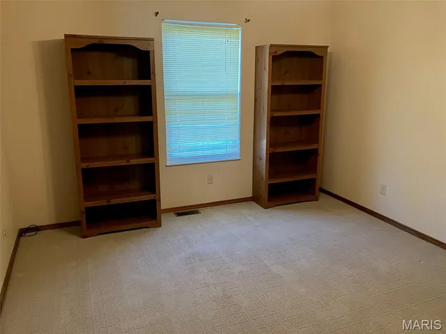 $279,900 | 523 Thouvenot Lane, New Baden, IL 62265