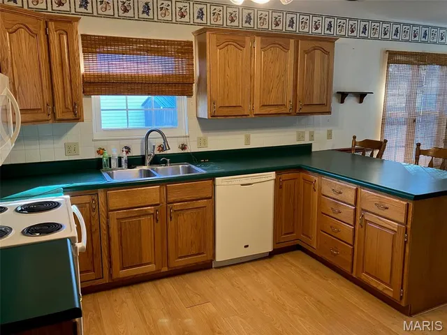 $279,900 | 523 Thouvenot Lane, New Baden, IL 62265