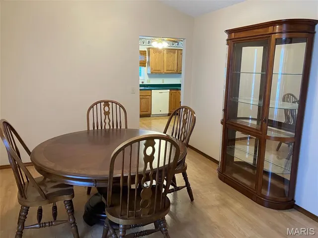 $279,900 | 523 Thouvenot Lane, New Baden, IL 62265