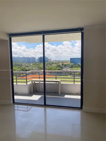 $2,700 | 3300 Northeast 191st Street, Unit 906, Aventura, FL 33180