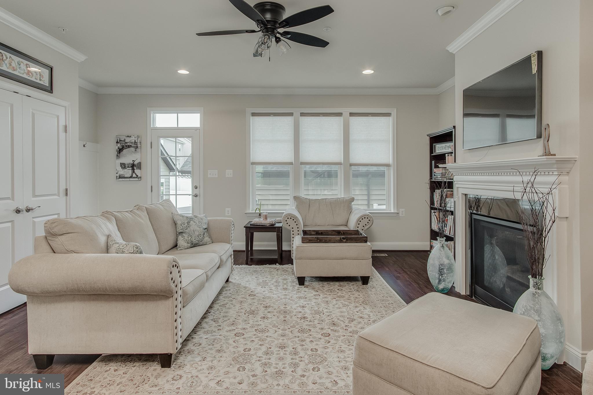 511 Prieur Road Frederick, MD 21701 - Photo 18 of 43 Living room Pic 4
