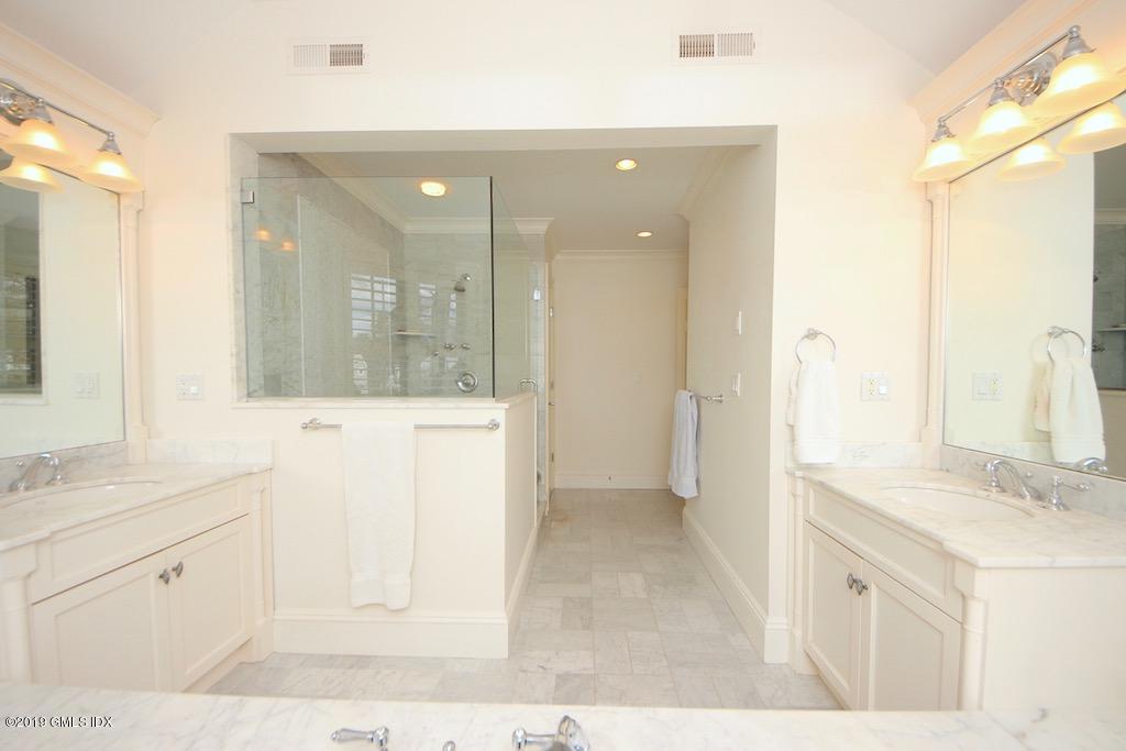 45 Riverside Lane Riverside, CT 06878 - Photo 18 of 23 Master Bath