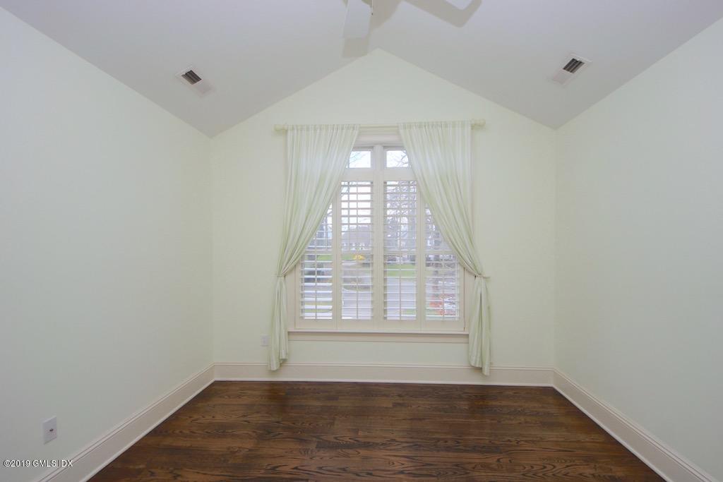 45 Riverside Lane Riverside, CT 06878 - Photo 20 of 23 Den/Office