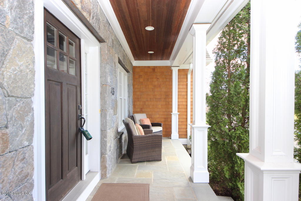 45 Riverside Lane Riverside, CT 06878 - Photo 3 of 23 Porch