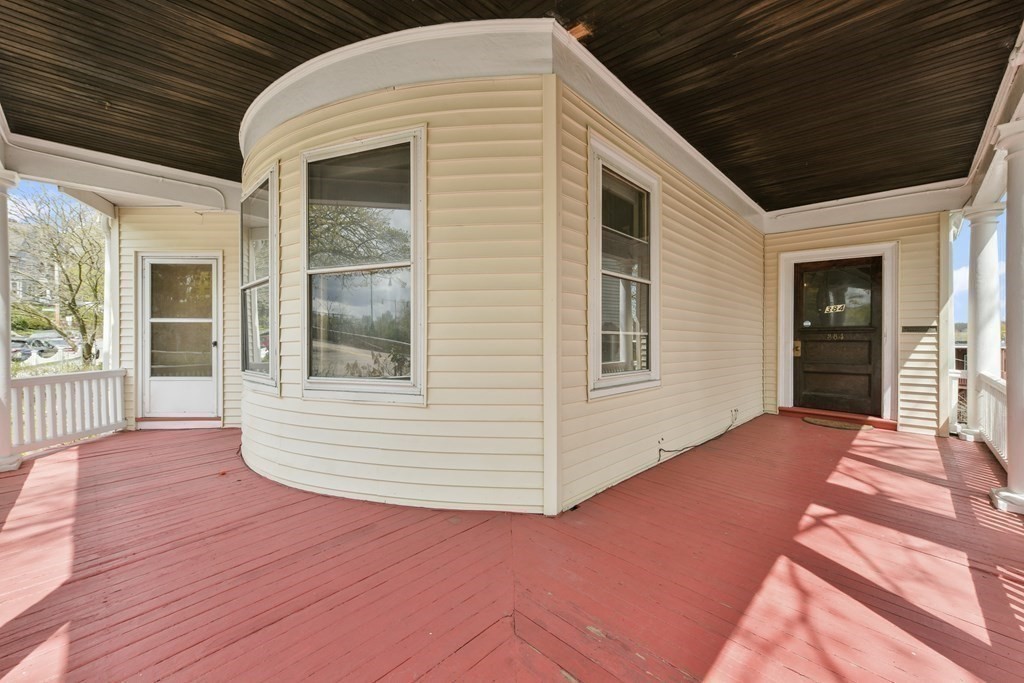 384 Arborway Boston, MA 02130 - Photo 18 of 39 a backyard of a house