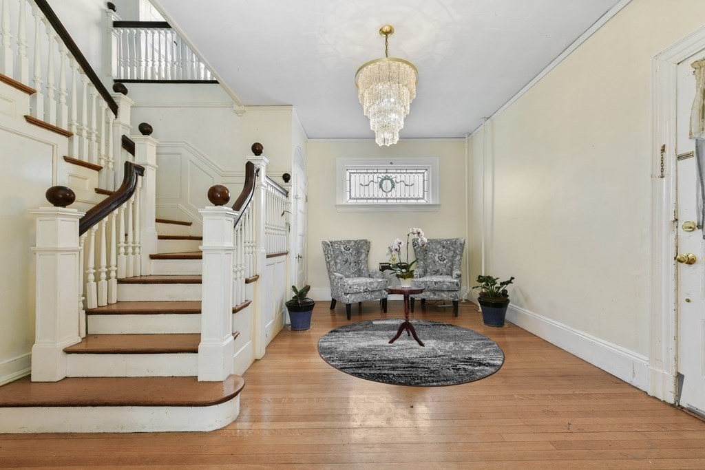 384 Arborway Boston, MA 02130 - Photo 5 of 39