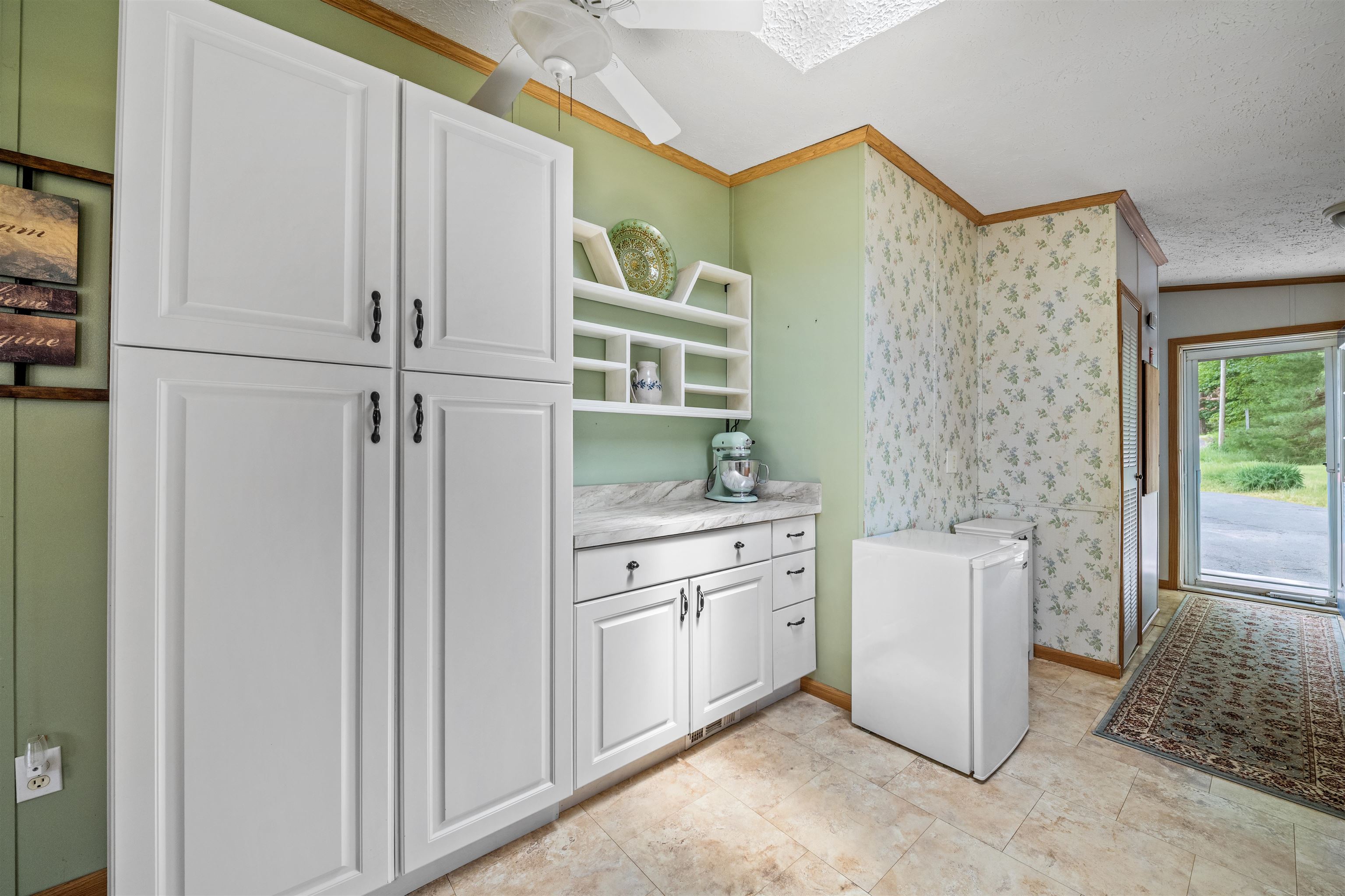417 Middle Road, Unit A Dover, NH 03820 - Photo 17 of 42