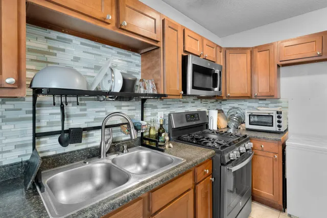 $224,900 | 1942 North Oliver Avenue, Minneapolis, MN 55411