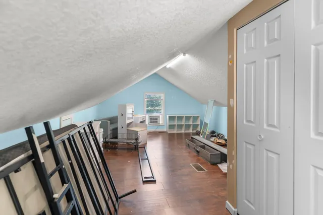 $224,900 | 1942 North Oliver Avenue, Minneapolis, MN 55411