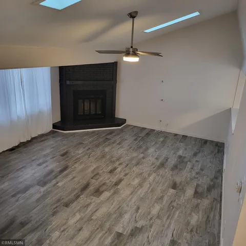 $385,000 | 2308 16th Avenue East, North St. Paul, MN 55109